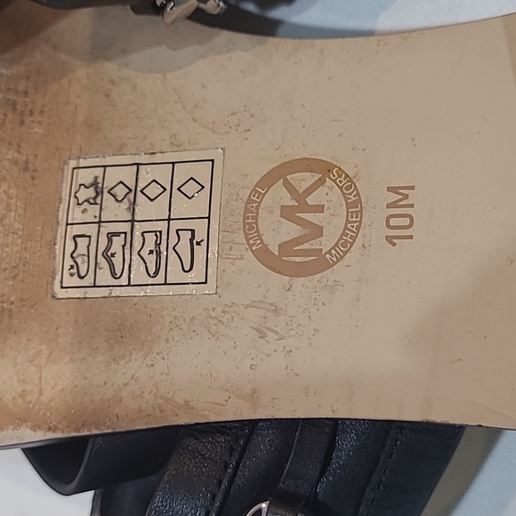 Michael Kors Black Leather Sandals with Silver Chain Design Size 10 - Picture 13 of 13